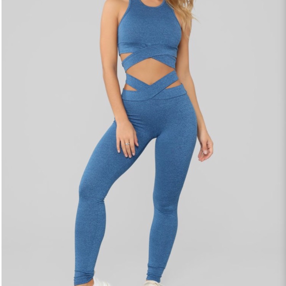 Fashion nova lounge set